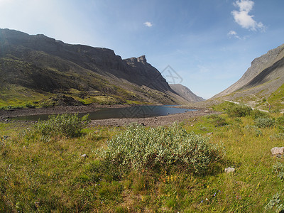 山中湖边旅行石头阴霾旅游灌木大合唱科拉地块风景半岛背景图片
