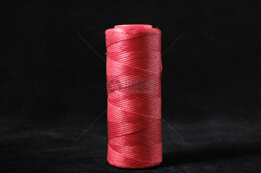 双线卷管子白色故事材料纺织品针织电缆羊毛螺旋纤维图片