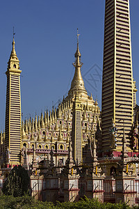 蒙育瓦  缅甸佛教徒文化寺庙建筑学旅行地标旅游宗教精神佛塔背景图片