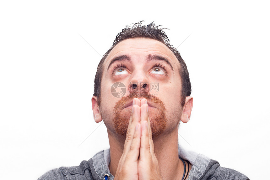 人祈祷和仰望商业男性青年手指沉思思考手势眼睛祷告冥想图片