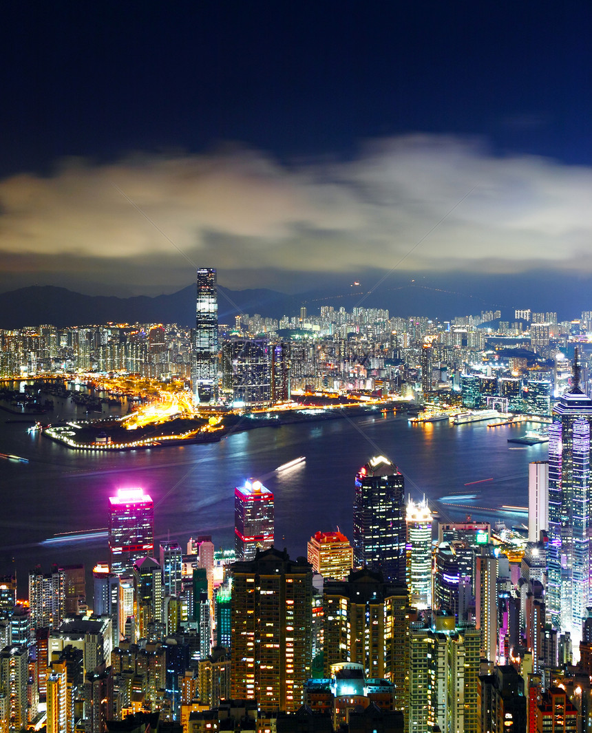 香港市风景从晚上的高峰图片
