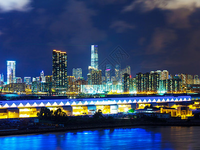 香港市晚上公司天际建筑巡航企业景观地标城市大楼背景图片