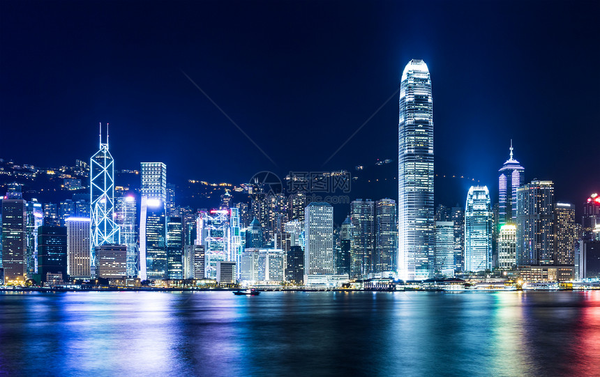 香港晚上的天线企业天空办公楼摩天大楼办公室城市商业公司建筑金融图片