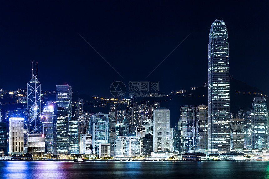香港晚上的天线天空城市企业港口办公室摩天大楼景观天际商业地标图片