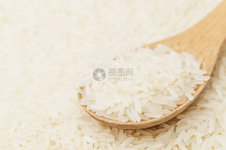 茶匙上的白米勺子木头粮食白色美食谷物食物颗粒状核心图片