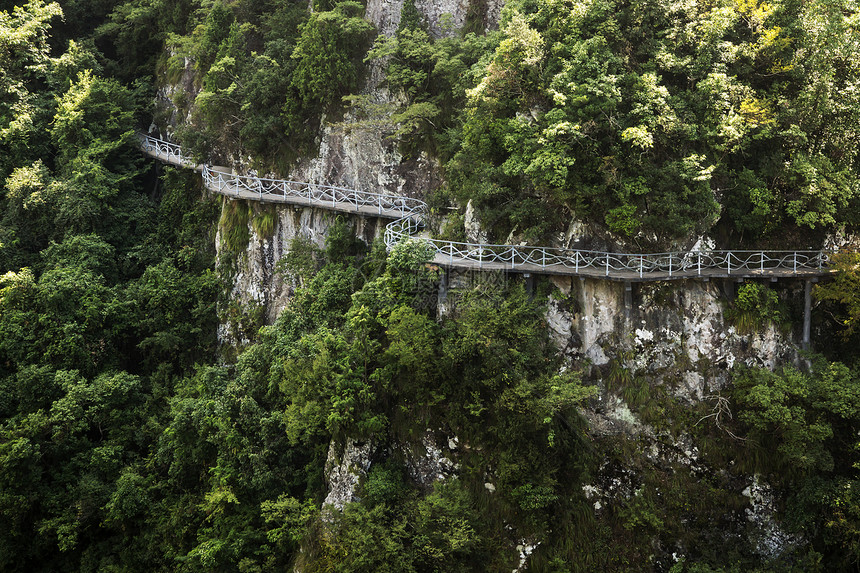 中国文州风景     南西建江山脉旅游山谷梯田树木绿色浅滩小径竹子岩石图片