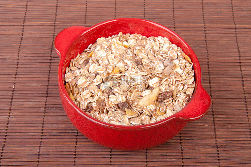 健康的肌肉饮食水果牛奶麦片活力营养燕麦种子勺子葡萄干图片