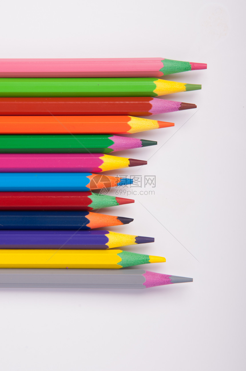 彩色铅笔蓝色木头办公室大学蜡笔绘画调色板紫色彩虹教育图片
