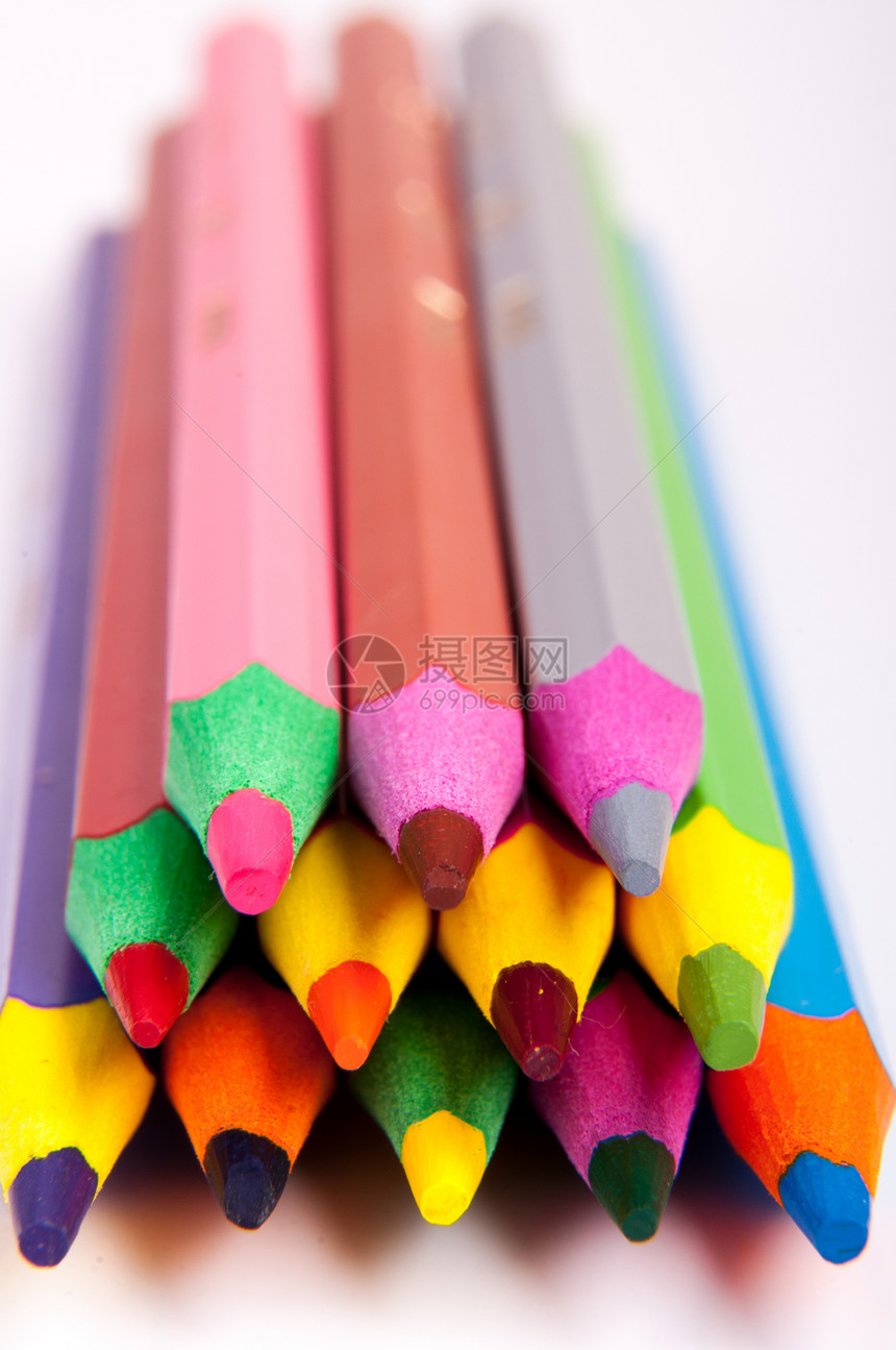 彩色铅笔素描教育紫色蓝色蜡笔调色板学校光谱彩虹办公室图片