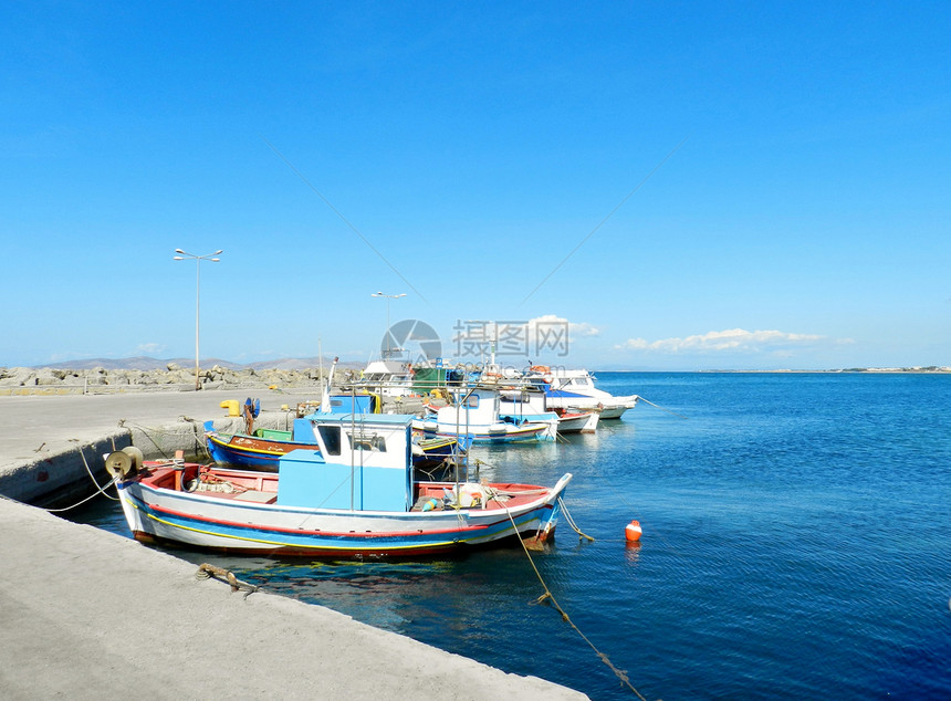 丰富多彩的渔船天空海洋港口码头蓝色图片