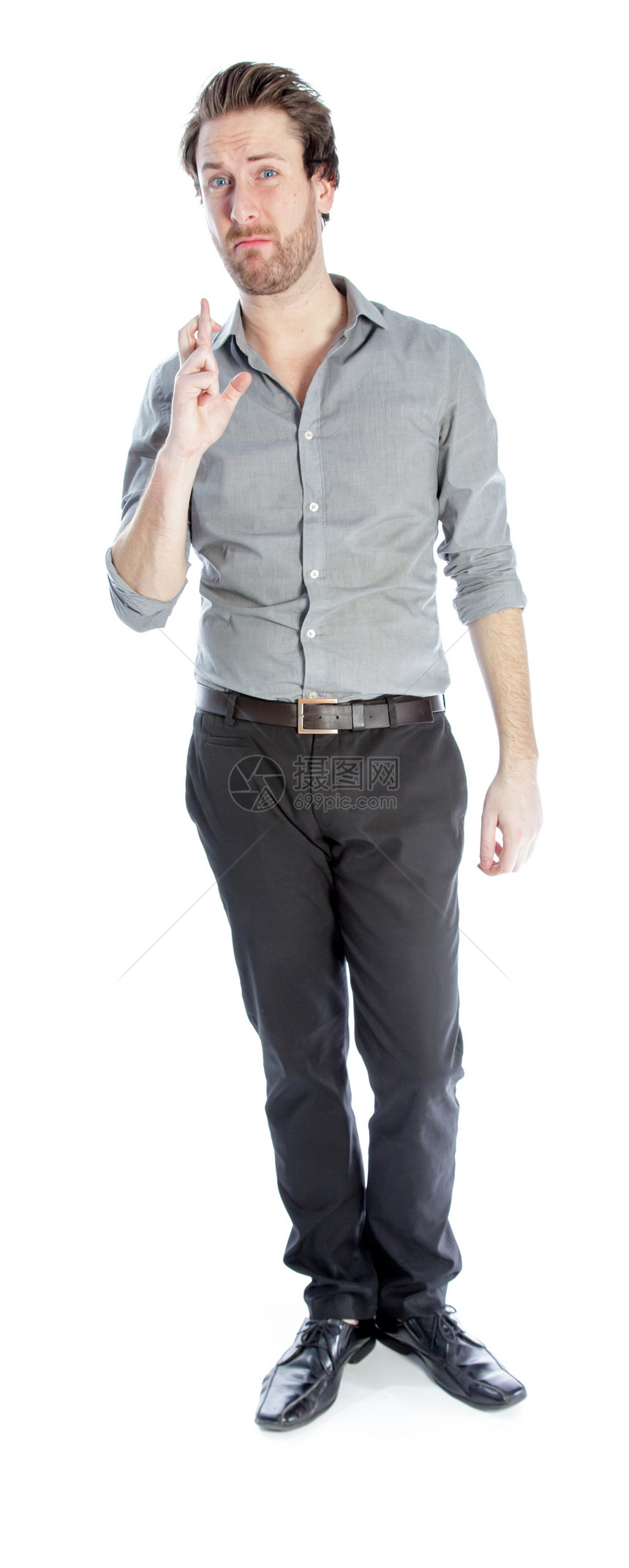在演播室中拍摄的有吸引力的caucasian男子愤怒男人情绪人士商业套装商务白色男性思维图片