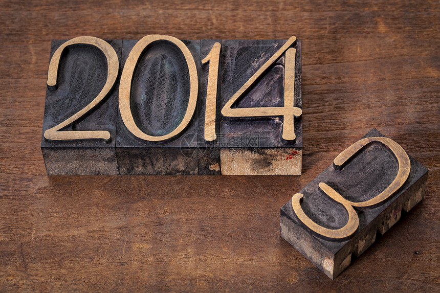 2014年新年数字古董木头凸版季节印版日历白色粮食图片