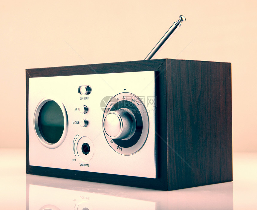 Retro无线电台电子体积古董音乐图片