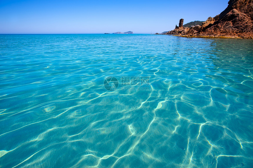 海滩 圣尤拉利亚蓝色海岸天堂景点空白旅行胰岛悬崖支撑石头图片
