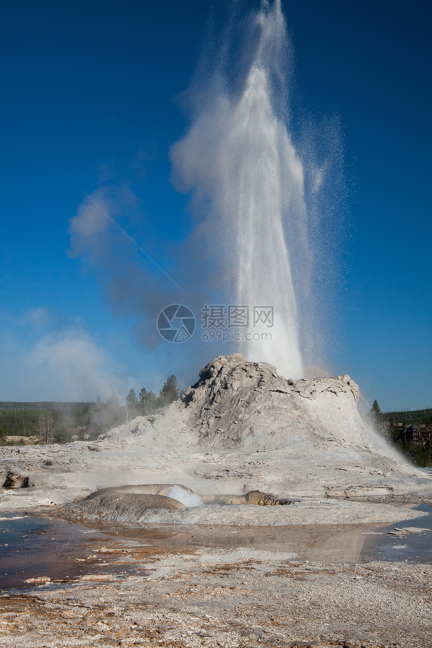 黄石公园Geyser城堡不定期爆发地热火山蒸汽喷泉石灰华喷发喷口旅行烧结侵蚀图片