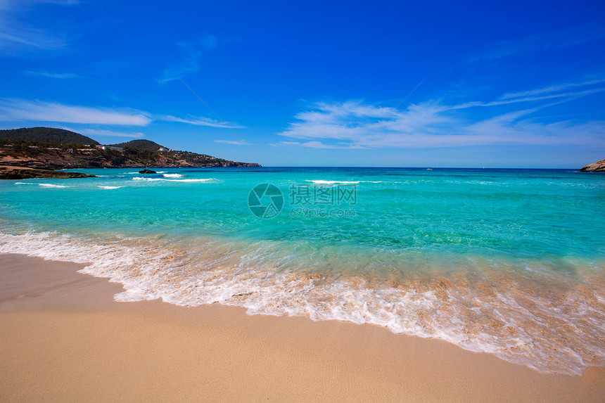 巴利阿里群岛Ibiza海滩的Cala Tarida天空海岸悬崖天堂海洋蓝色小岛假期石头旅行图片