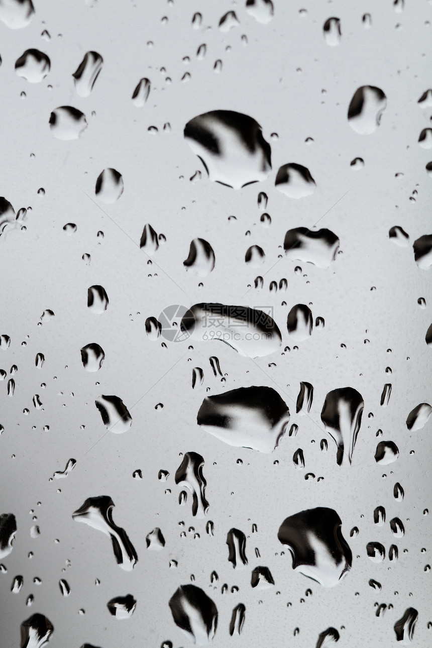 玻璃上的水滴口渴圆圈镜子反射墙纸液体雨滴宏观图片