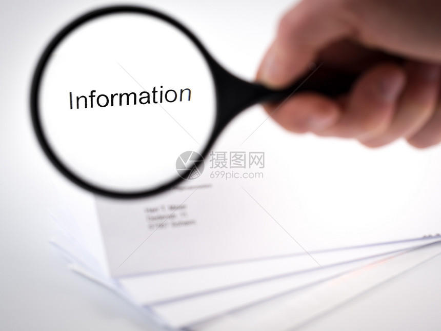 信息白色放大镜解决方案手指数据文档信函写作信封商业图片