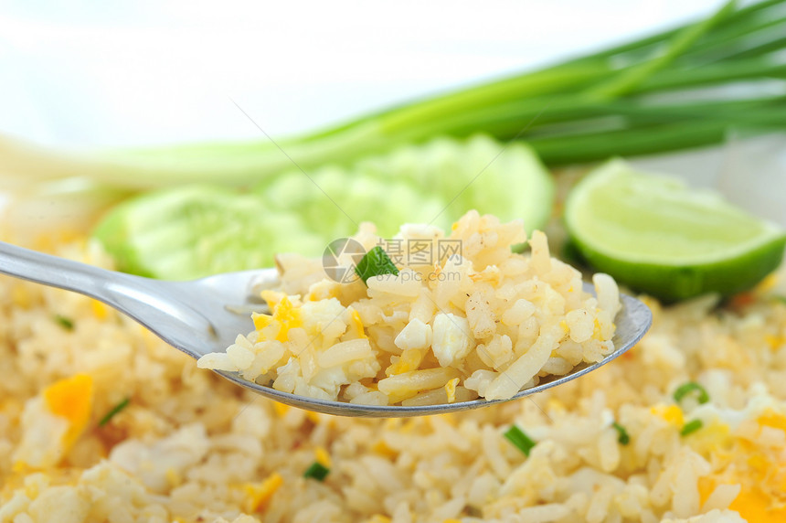 弗里大米粮食勺子洋葱蔬菜黄瓜螃蟹炒饭食物美食家背景图片