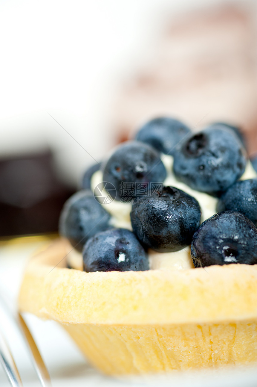 蓝莓奶油蛋糕鞭打静物馅饼蛋糕奶油奶油状水果宏观糕点特写图片