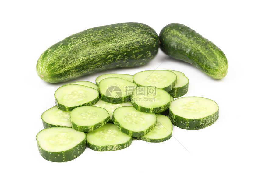 新鲜的黄瓜和切片食物养分植物蔬菜绿色工作室茶点节食图片