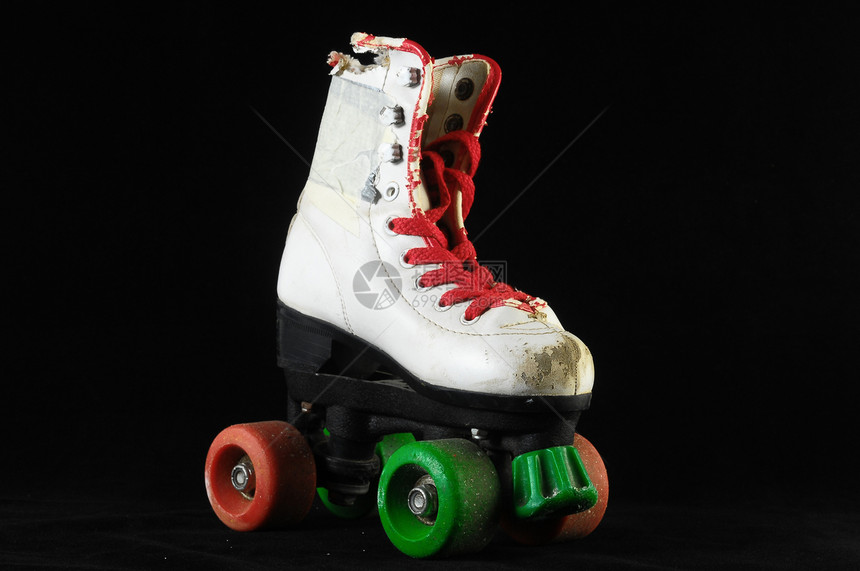 消耗的滚式滑板轮子鞋带滑冰运动皮革乐趣孩子们孩子古董车轮图片
