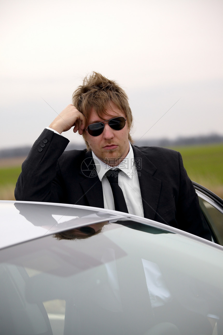 驱动司机旅行老板商业农村套装休息太阳镜刑事金发出口图片
