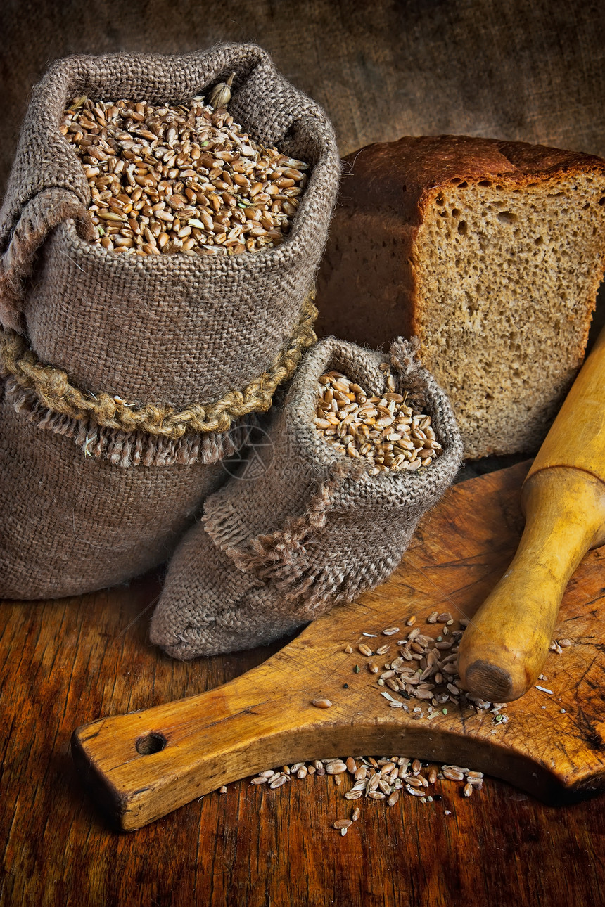 面包店里的麦子谷物勺子玉米小麦黄麻种子燕麦农业面粉乡村图片