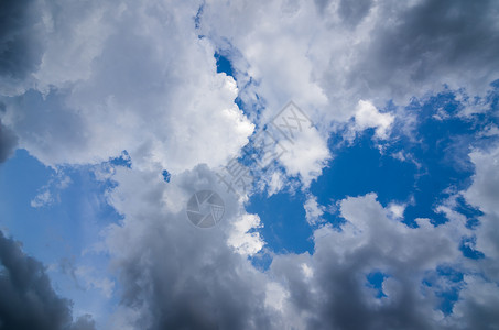 云云光天空阳光白色蓝色场景臭氧环境射线背景图片