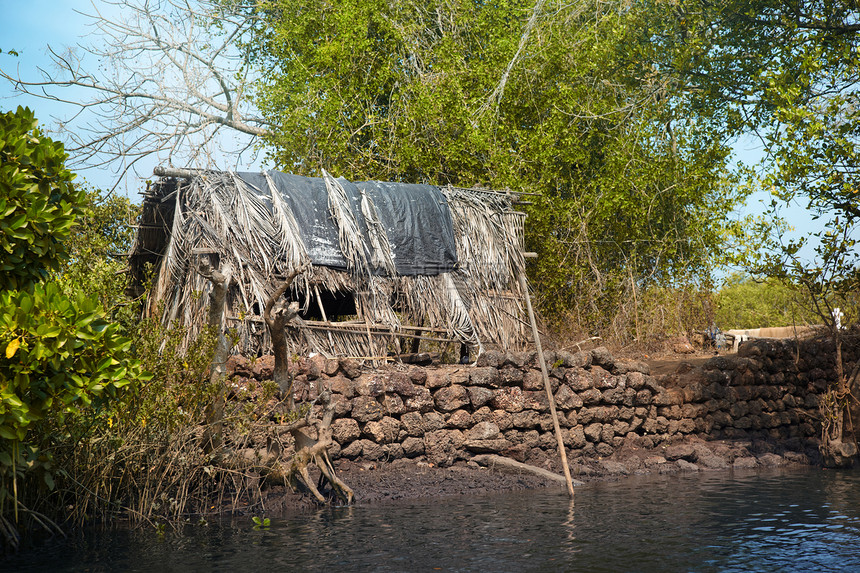旧渔场文化建筑庇护所丛林窝棚热带村庄气候旅行小屋图片
