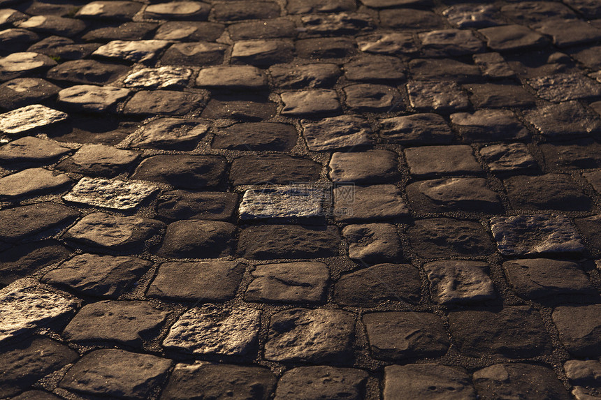 法国巴黎 法国奥尔德法兰西蒙特马特街历史石头晴天街道旅行城市历史性旅游图片