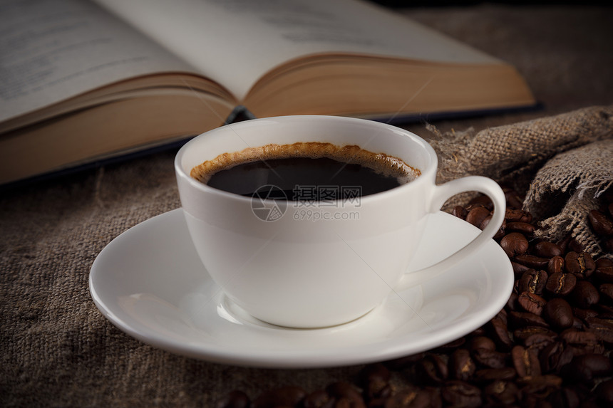 来杯咖啡白色地面杯子冰镇咖啡屋早餐黑色味道拿铁粮食图片