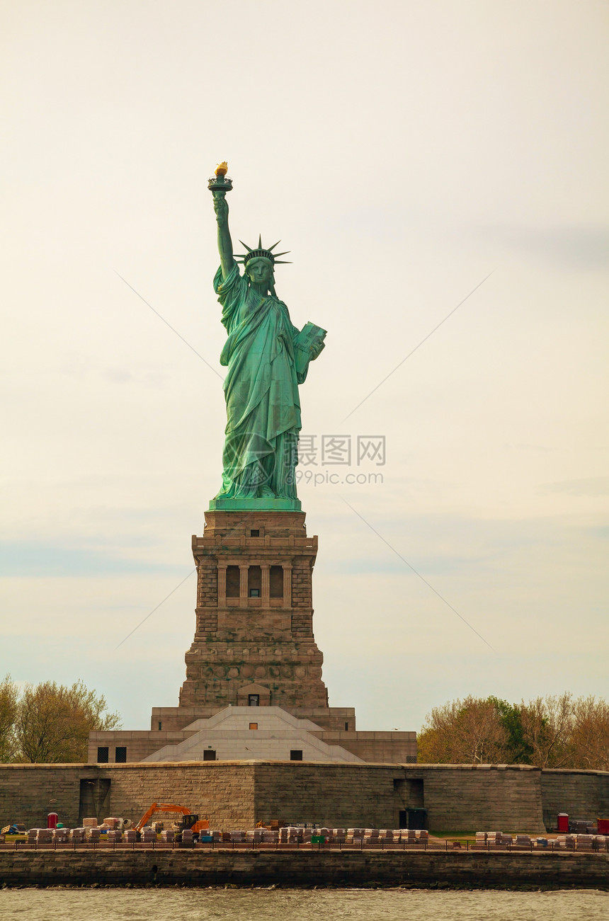 纽约自由女神像纪念碑历史性蓝色国家自由地标旅游雕塑自由女神火炬图片