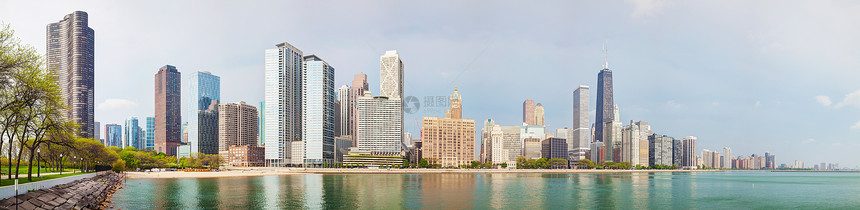 芝加哥市中心 IL 在阳光明媚的一天摩天大楼景观全景建筑市中心地标旅游办公室建筑学城市图片