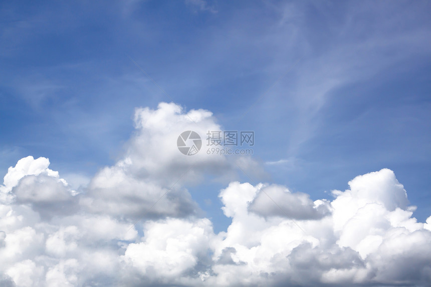 蓝蓝天空天气阳光白色自由场景隐喻自然空气背景风景图片