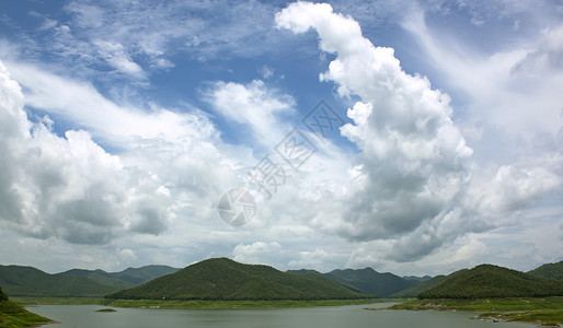 佩鲁卡克山地景色天然森林水电风景植物车站障碍建筑学摄入量发电机水库力量背景