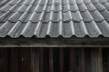 屋顶瓷砖制品盘子蓝色手表房子黏土材料卫星电缆建造背景图片