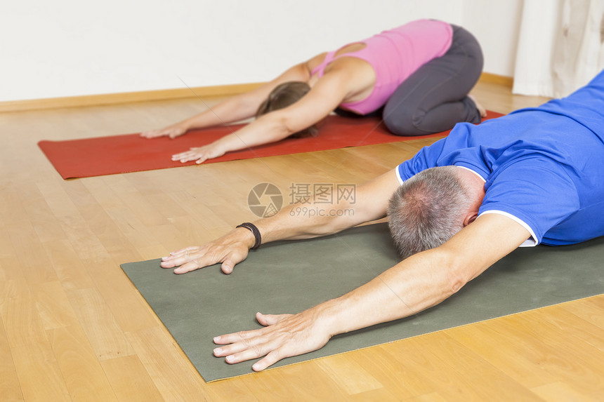 瑜伽演习团体身体体操俱乐部冥想治疗沉思中心训练运动图片