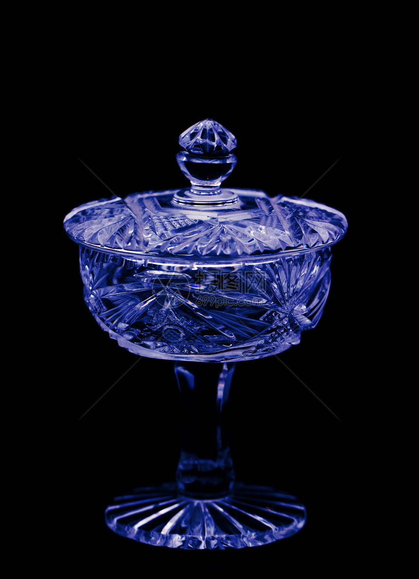 具有盖盖的古董光晶水晶容器奢华持有者餐厅宗教杯子黑色反射高脚杯照片装饰品图片