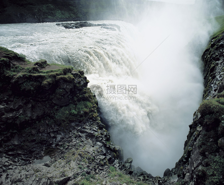 连带瀑布上升的视野自然世界地貌瀑布薄雾摄影力量淡水地形冷却图片