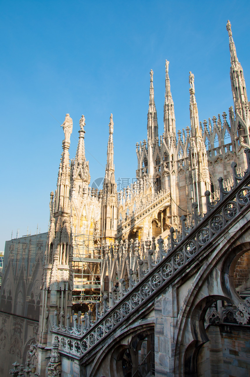 意大利Milan Duomo的详情艺术石峰教会风景古列旅行建造历史大教堂全景图片