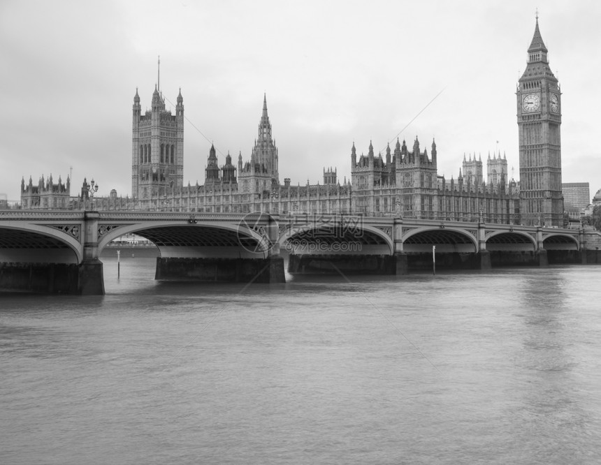伦敦议会两院白色王国房屋英语全景黑色天际图片