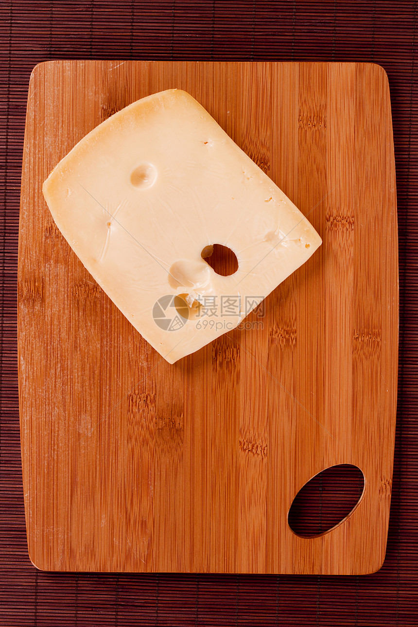 切割板和奶酪木材砧板食物切菜板厨房乡村棕色用具剪裁桌子图片