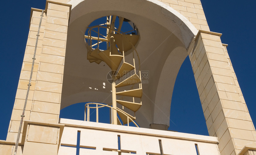 楼梯建筑物宗教石头教会建筑学地面螺旋旅行天空阳光图片