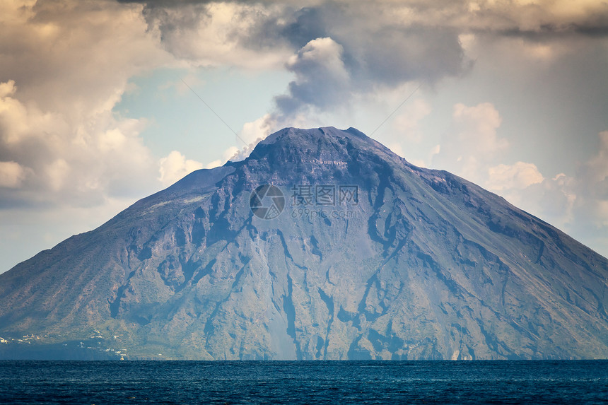 利帕里群岛场景假期海岸线蓝色风景地质学房子火山海景日光图片