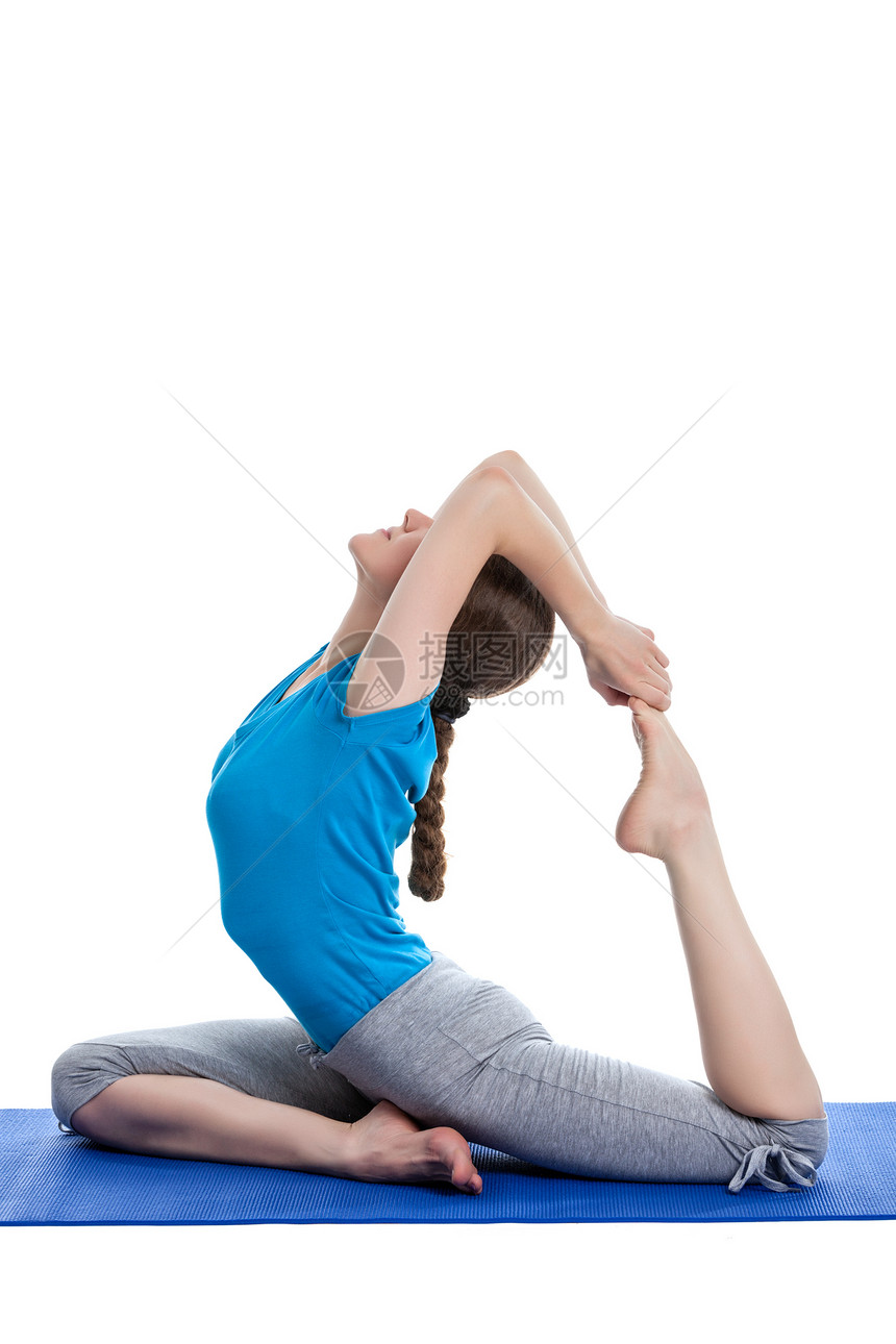 Yoga     单独进行瑜伽的年轻美女成人训练姿势女孩白色女士运动讲师教练禅意图片