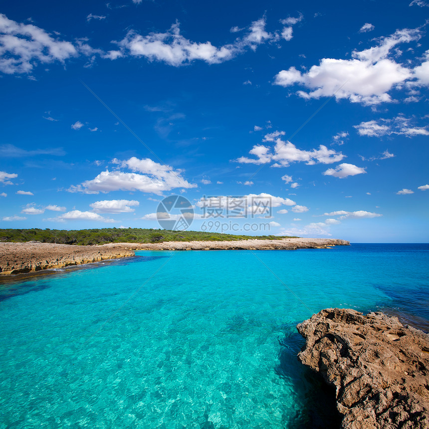 巴利阿里奇Ciutadella岛Talaier海滩泡沫晴天海岸海景天堂海岸线蓝色海洋波浪岩石图片