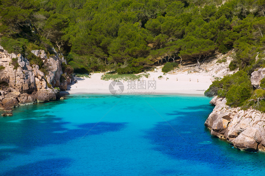 巴利阿里群岛Menorca的地标晴天海景蓝色海岸线岩石太阳假期石头悬崖图片