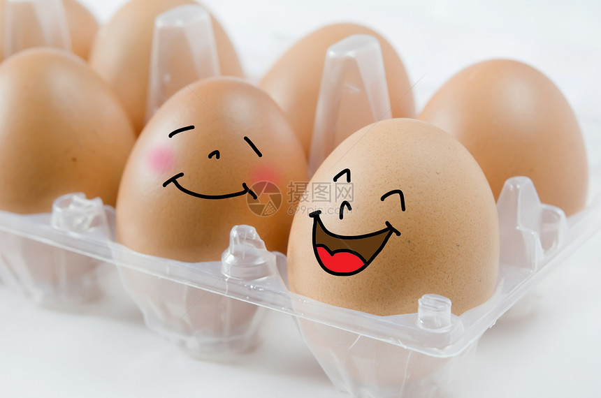 快乐鸡蛋营养椭圆形情感眼睛漫画白色绘画棕色食物蛋壳图片