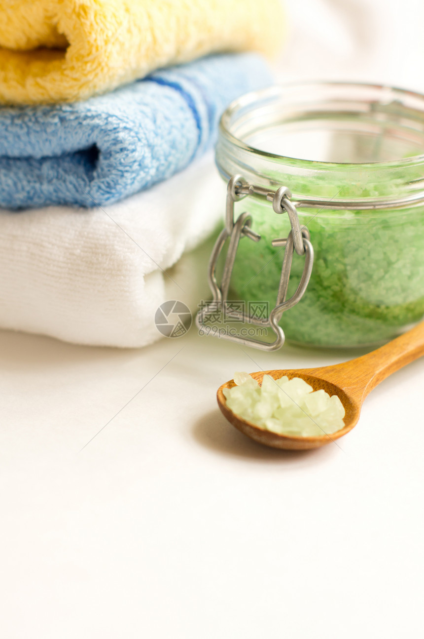 浴盐卫生木头加热毛巾面巾浴室皮肤桌子香水治疗图片